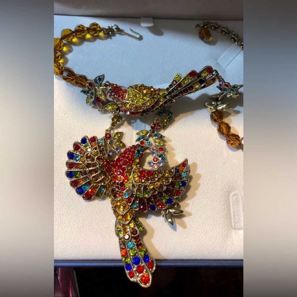 Heidi Daus “ Come Fly With Me” Mary Poppins, Colorful Bird  Necklace - Picture 5 of 12